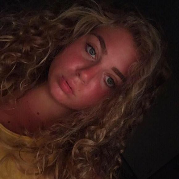 Meet your Posher, Amy - Picture 1 of 1